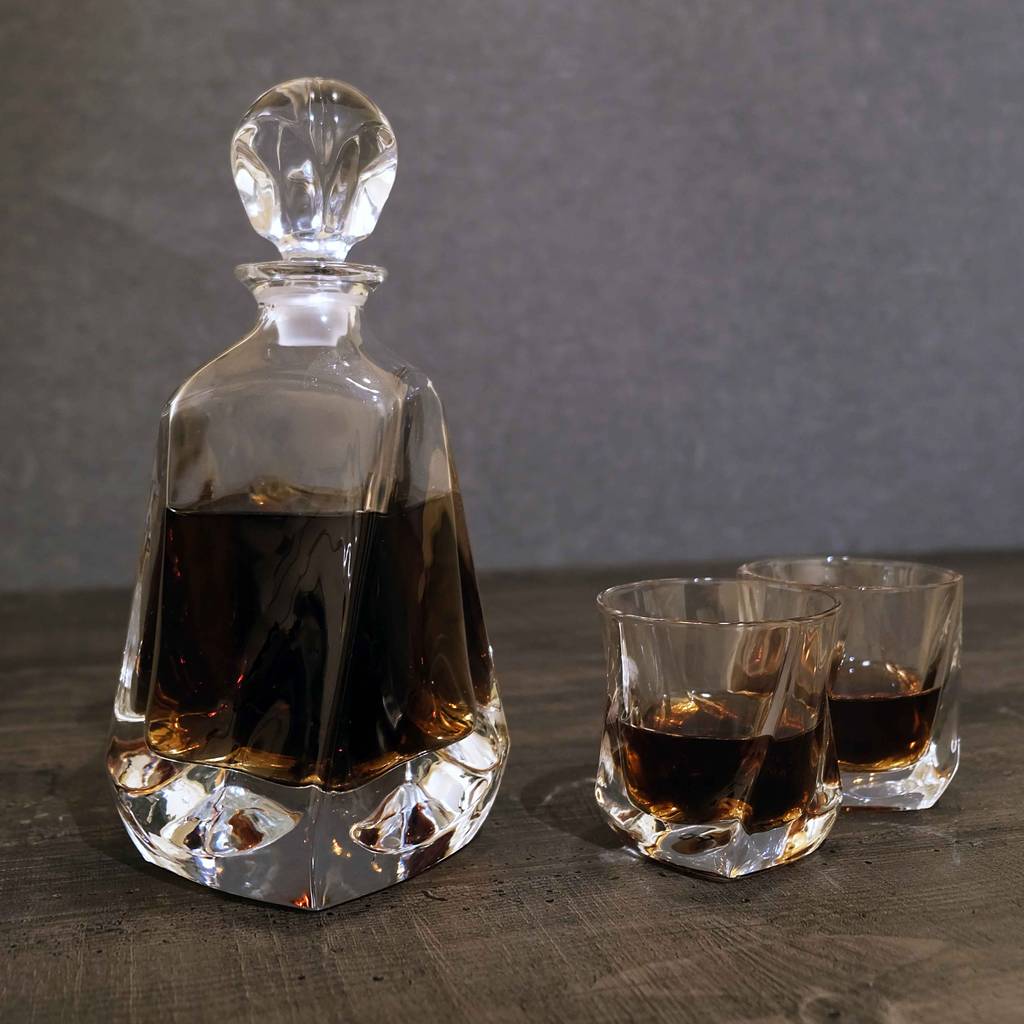 Service à Whisky PURMALT - Carafe 0,9L Et 4 Verres, Présentation élégante Pour Soirées Ou Cadeau
